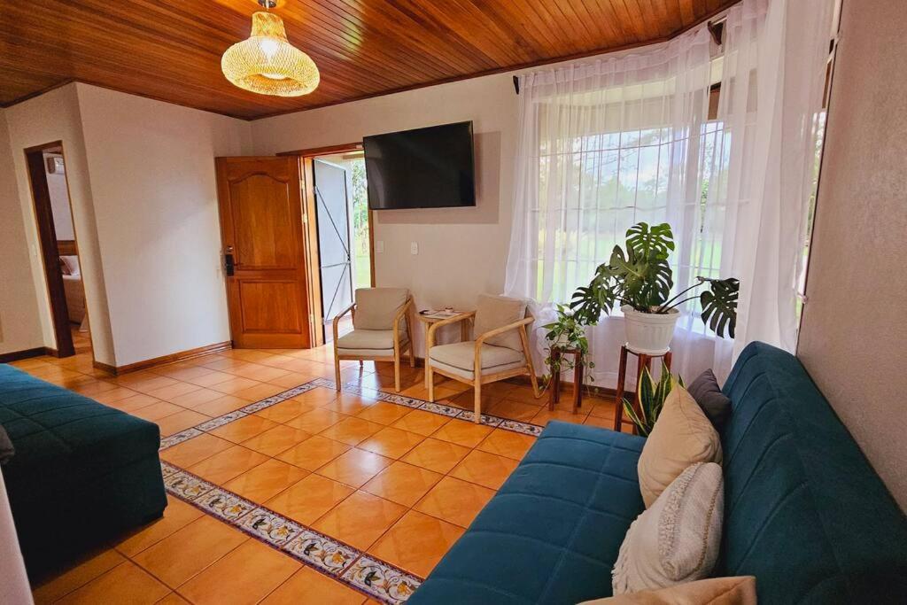 Casa Roble Fortuna La Fortuna Exteriör bild
